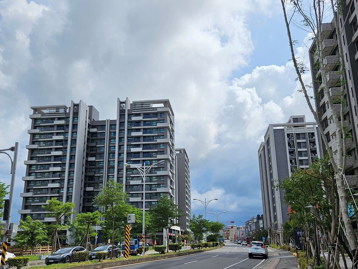 房市危機有解?他曝建商「不見得會降價求生」