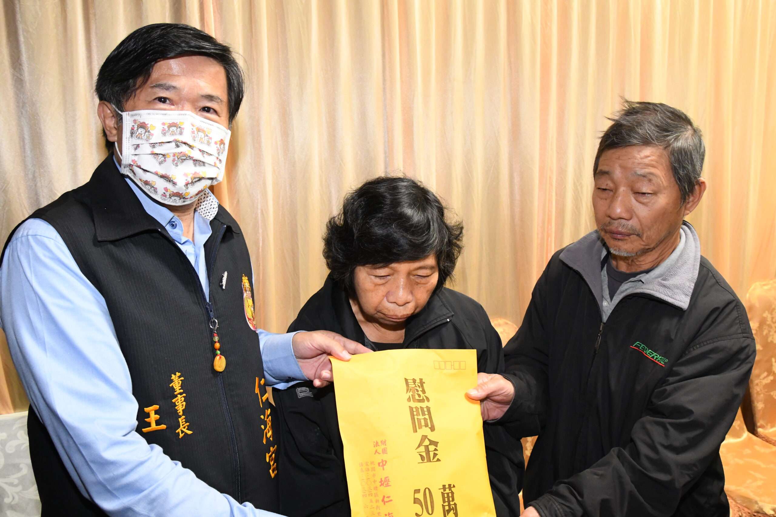 義消遭蜂螫身亡 中壢仁海宮捐50萬撫恤金