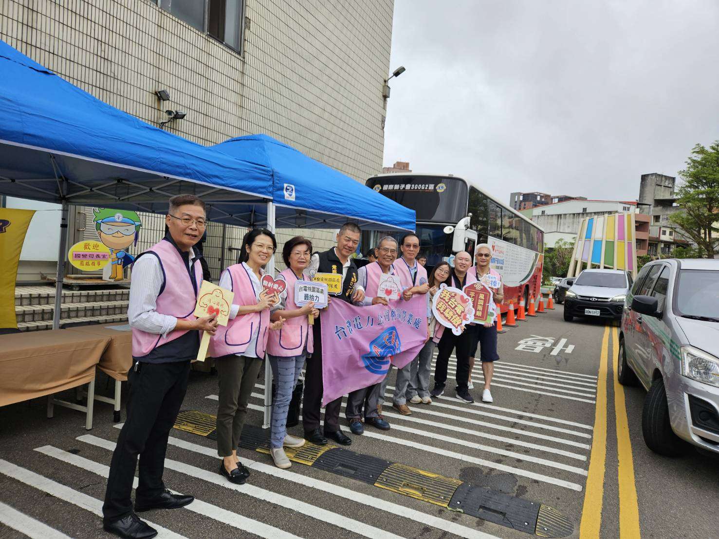為愛捲袖!台電桃園區處響應公益 捐血活動募集近百袋血量 S 12083220 0