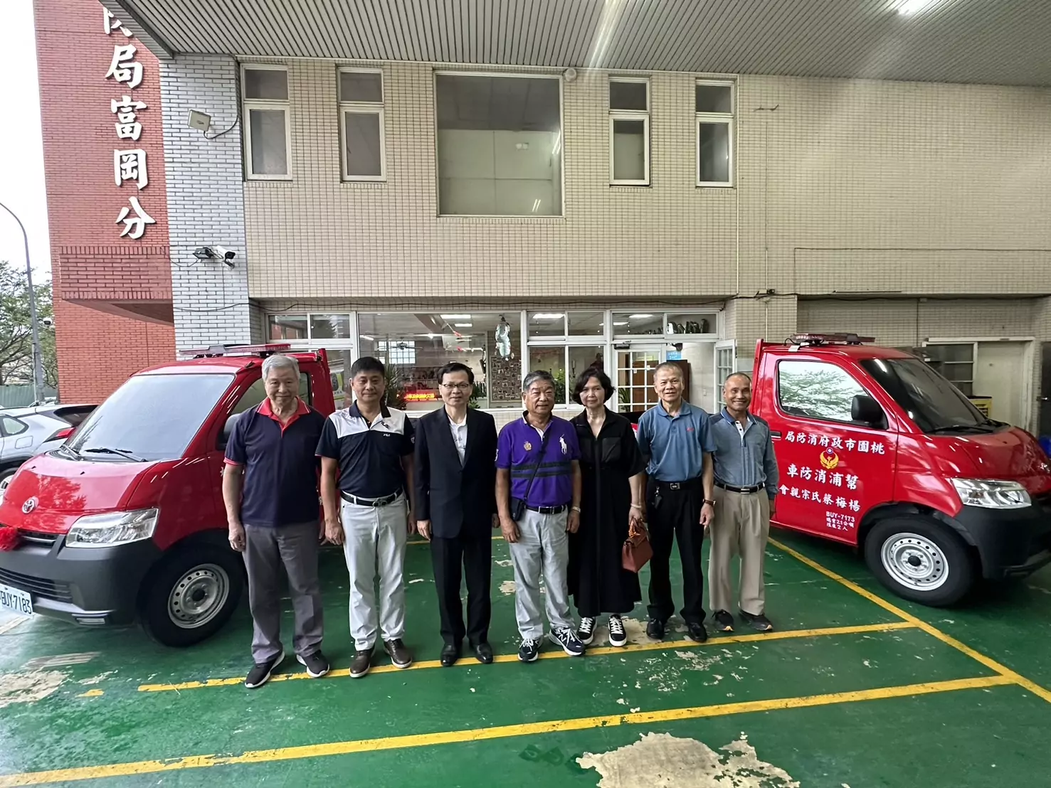 富岡在地人力挺桃消第二大隊 捐贈救災救護及宣導器材 S 40493076 0 0