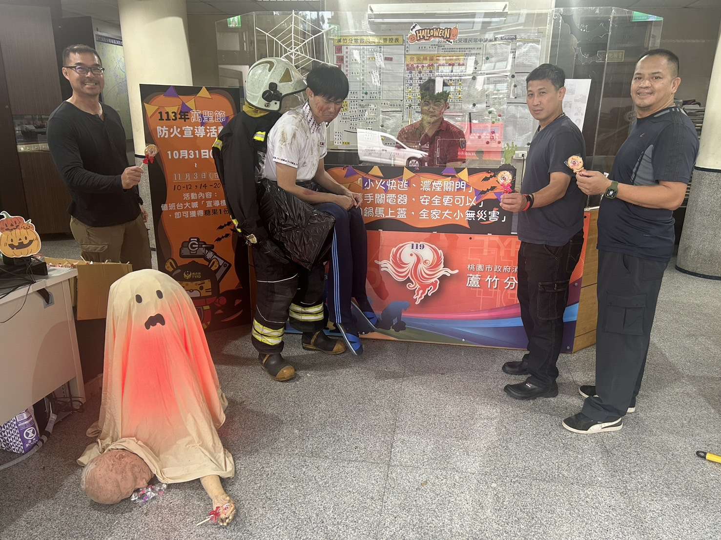 蘆竹消防與民共慶萬聖節 喊「這口訣」拿小禮物 S 50765957 0 0