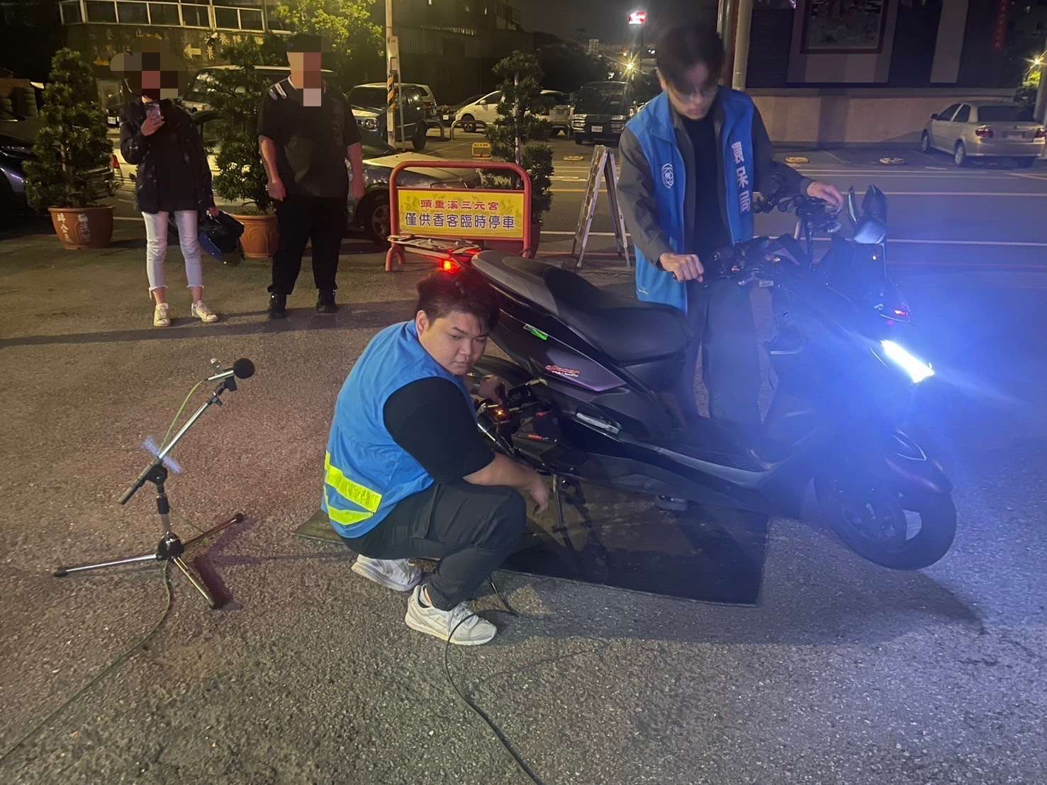藏不住了!移工騎改裝車遭楊梅警攔查 失聯身分意外曝光 S 69771269 0