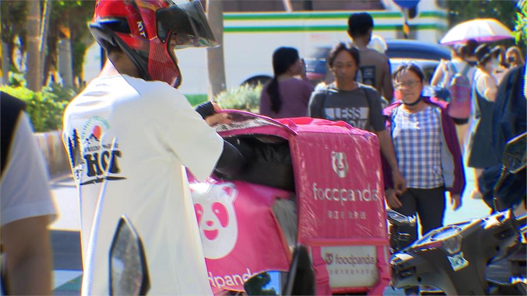 外送員「眼神交流過度」遭停權 工會大力抨擊平台