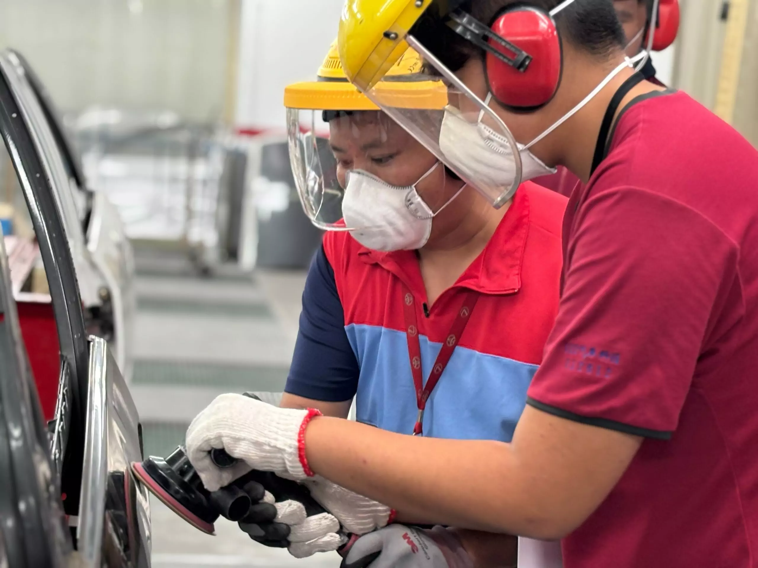 學員於桃苗汽車股份有限公司道場實際演練，深入了解汽車修繕過程 0 scaled