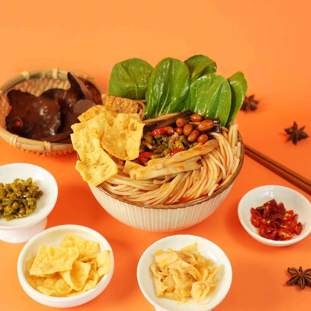 天冷就要喝湯!台灣品牌「虎留香」螺螄粉征服老饕 蝦皮破千則五星評價 熱銷破兩萬包成懶煮救星 1 10