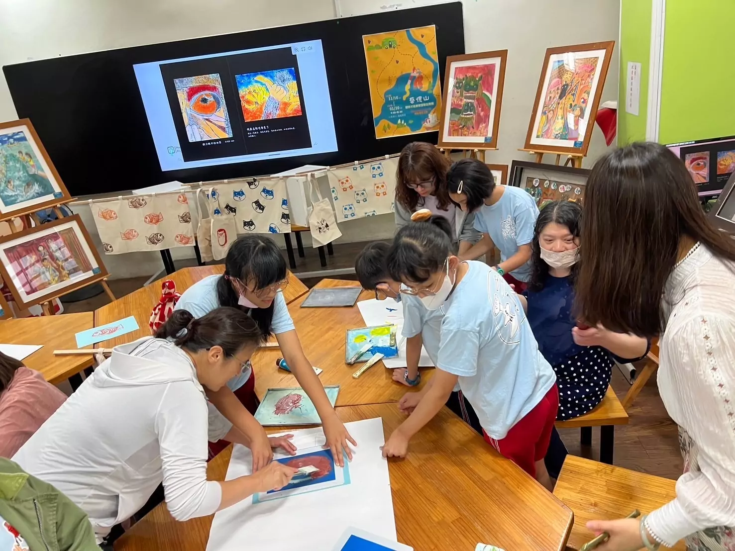 平鎮山豐國小美術班聯展登場 展現學子藝術回憶 112132 0