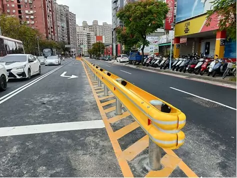 破解壅塞難題!交通局新設左轉車道 暢通平鎮環南路 破解壅塞難題!交通局新設左轉車道 暢通平鎮環南路
