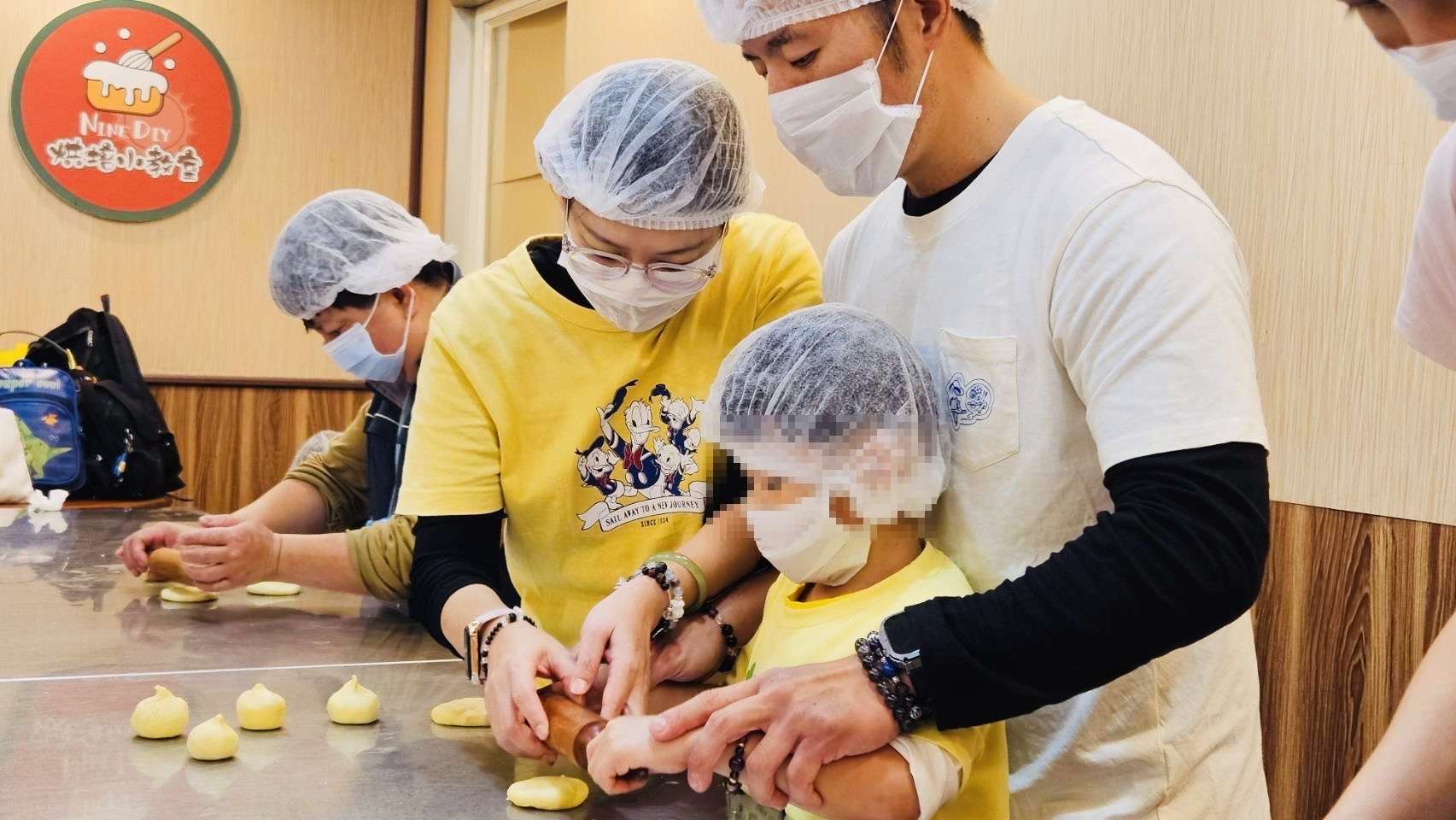 高鐵桃園站攜手田心國小 特教學童體驗手作太陽餅之旅 1733382992391