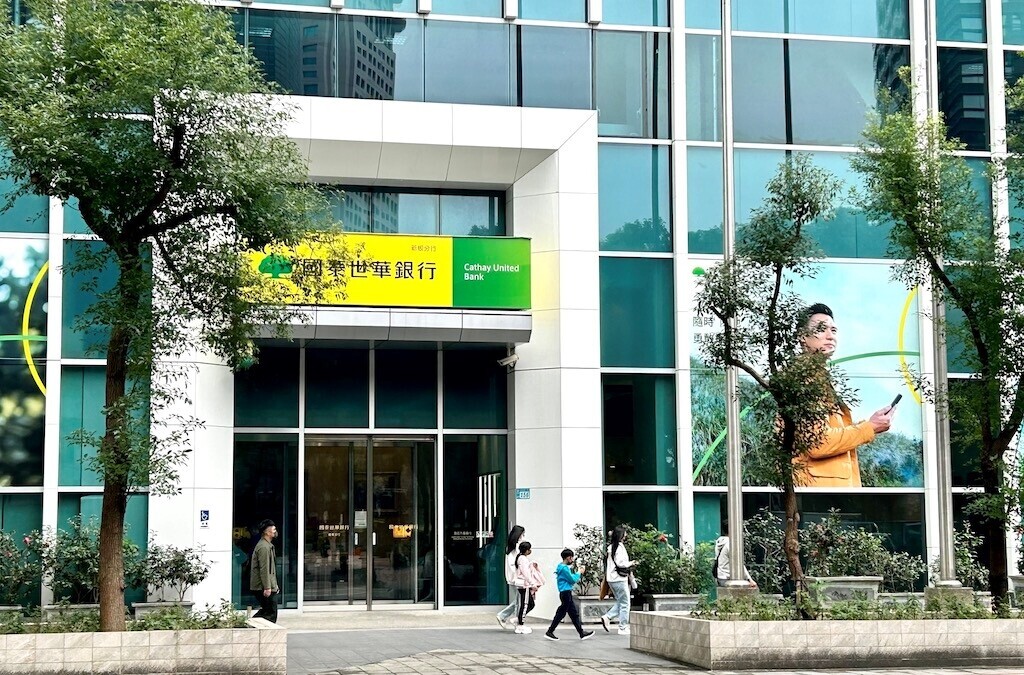 買名牌變少、新竹LadyM收攤 小資女:窮到只剩房貸