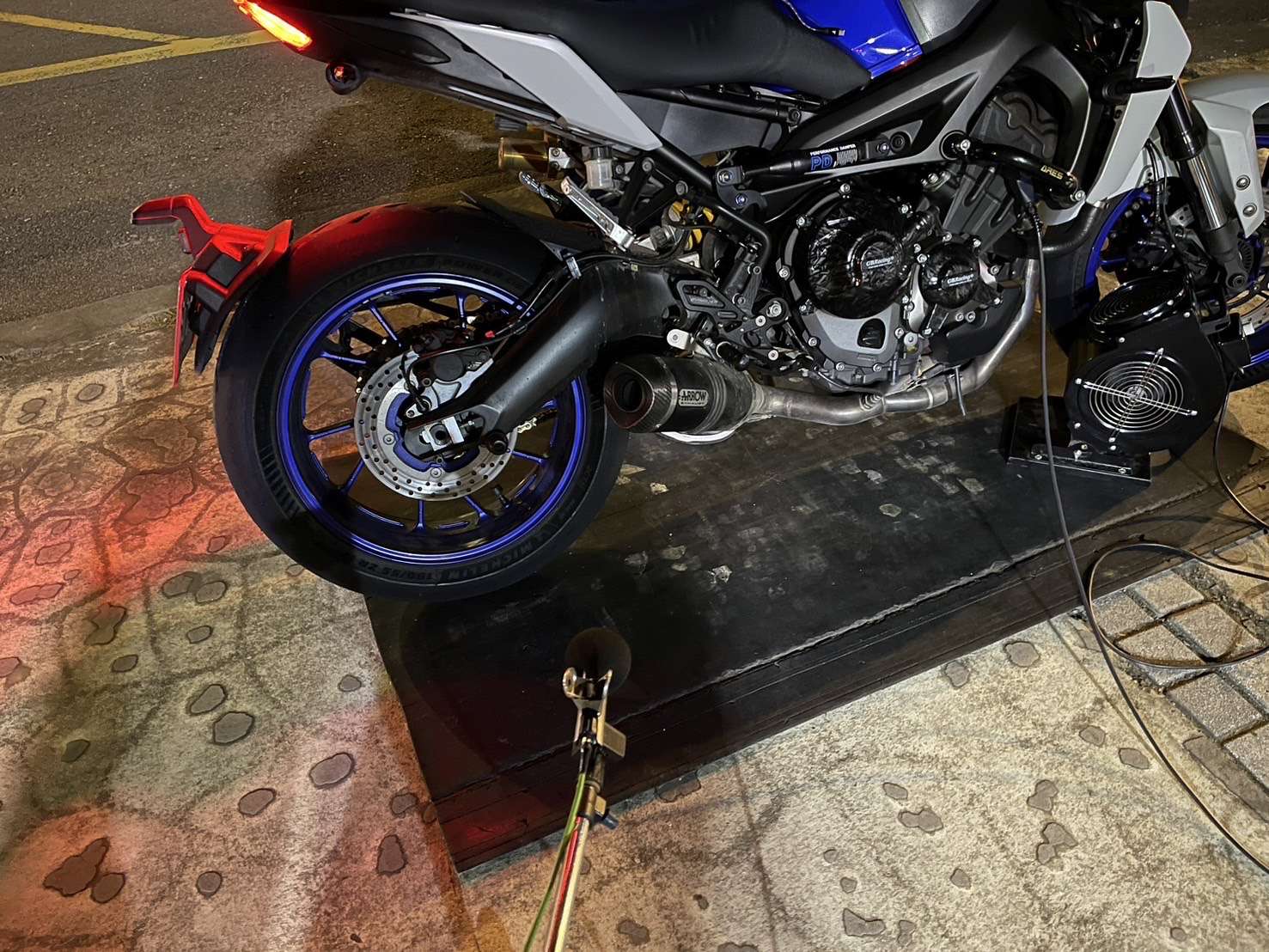 改裝車噪音零容忍!明年起未通過排氣管檢驗上路就罰 S 37396862 0