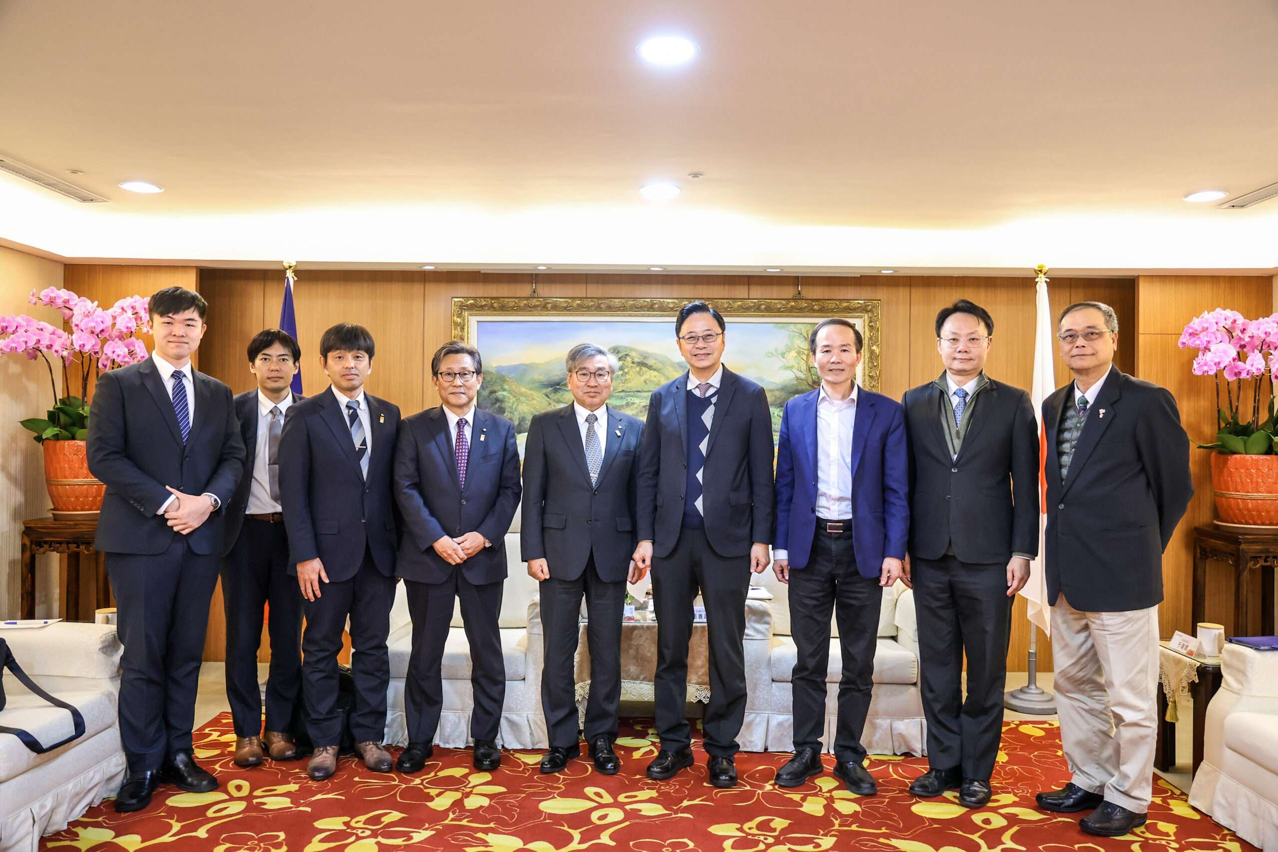 張善政與宮崎縣副知事會面 聚焦教育、體育交流 g41wg4w4 scaled