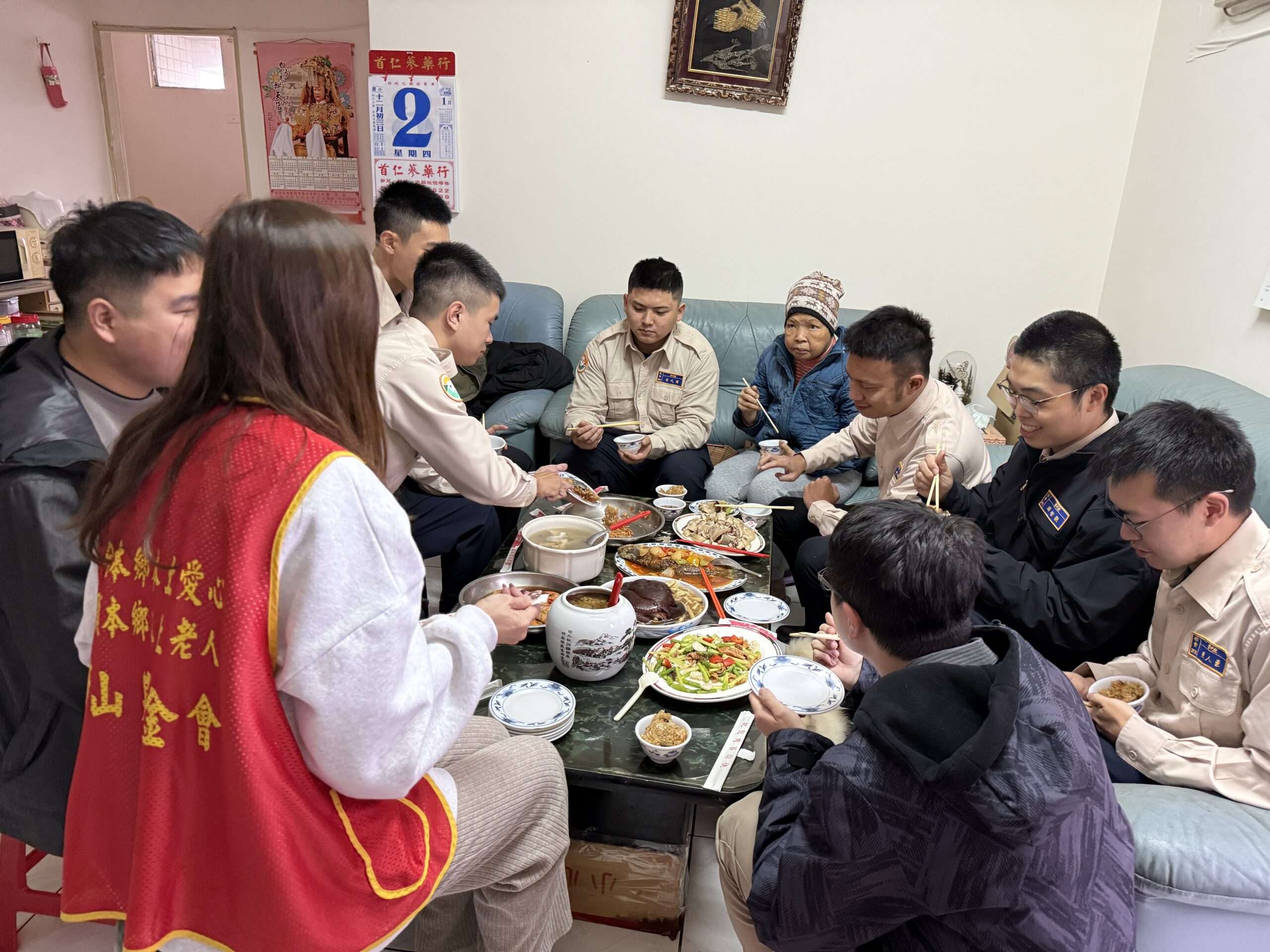 桃園民政局推動替代役公益大使 暖心陪伴獨居長輩圍爐 10809E90 CFAA 42E8 B643 A2B5B7844393 0 scaled
