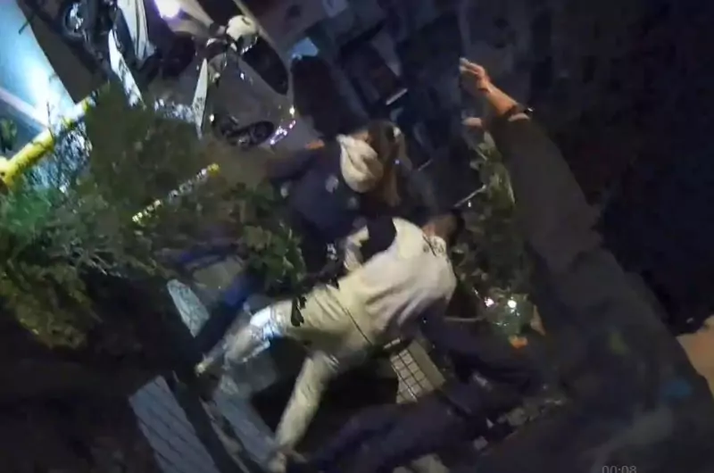 【有片】醉男酒後失控與女友起口角 旁人勸阻打成一團 【有片】醉男酒後失控與女友起口角 旁人勸阻打成一團