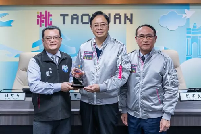 桃警少年隊輔導中輟生重返校園 獲教育部頒獎肯定 20250108134755179