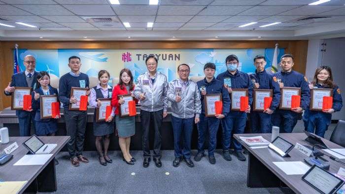 為民眾守住逾1.1億財產 桃園表揚阻詐有功員警、行員 20250108195511950