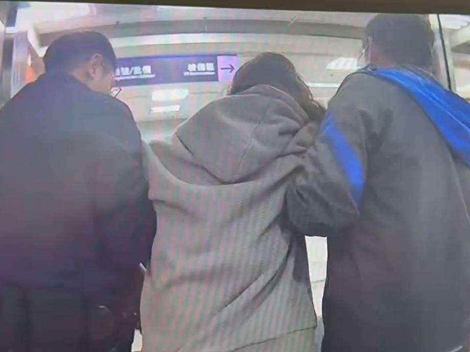 妻子突發病情況危急 桃警開道搶命7分鐘送醫 2072710 0