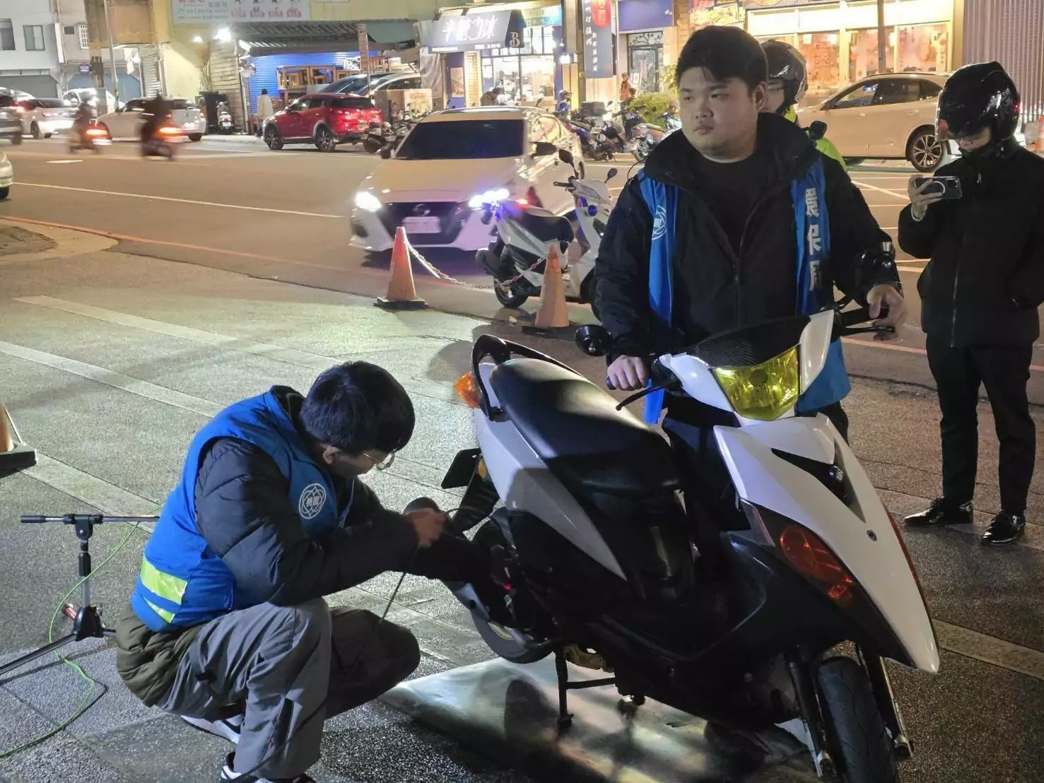 改裝機車排氣管沒做這件事 桃園環保局:最高可罰3萬1 改裝機車排氣管沒做這件事 桃園環保局:最高可罰3萬1