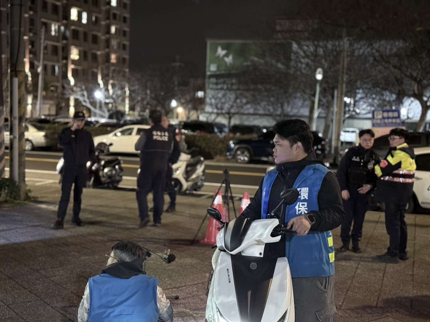 桃園環警監聯手加強「靜桃」出動60人遏止噪音車擾民 313