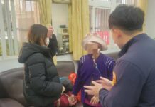 高齡婦搭車探親迷途 大園暖警助返家