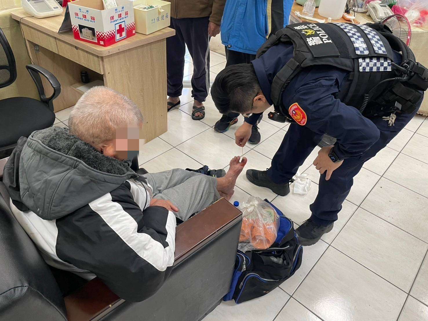失智男過年哥哥家團聚不慎走失 大園暖警協尋助平安返家 325987 0