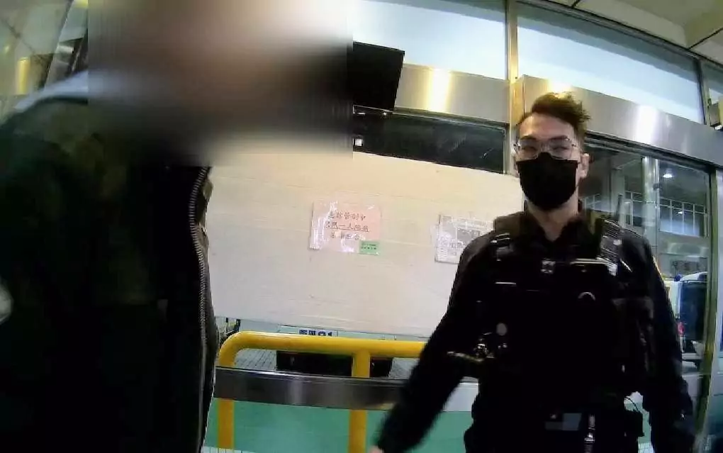 上班癲癇突發嚇壞同事 蘆竹警緊急開道助送醫 555945