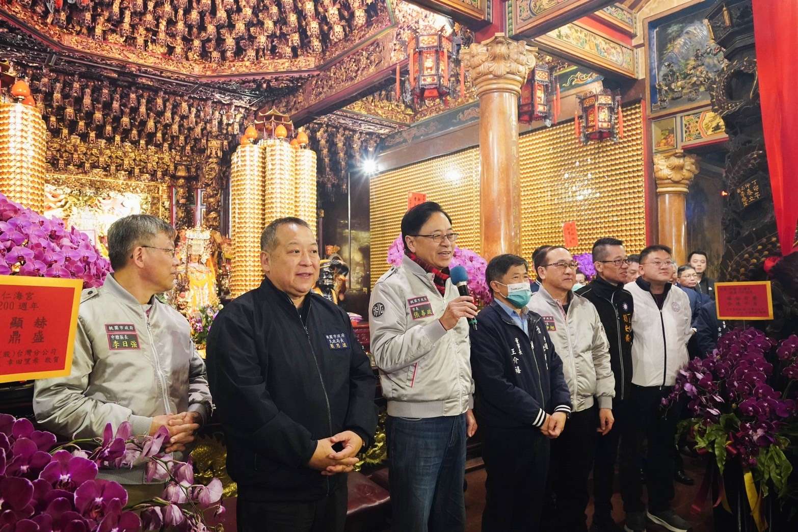 張善政桃園3宮廟參香 發福袋與民共享新春喜悅 56446 2