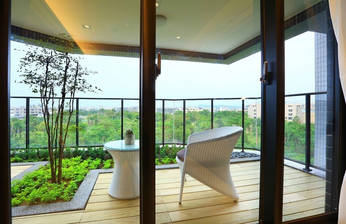 預售將交屋 他怕陽台遇「這事」 過來人:爛設計幾乎沒開過