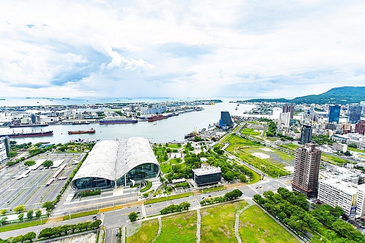 輝達、超微進駐AI新都「房市遍地開花」!高雄快速轉型房價驚人變化