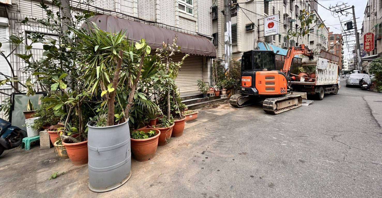 壢警年終啟動清道專案守護市容 確保用路人權益 782950 0 0