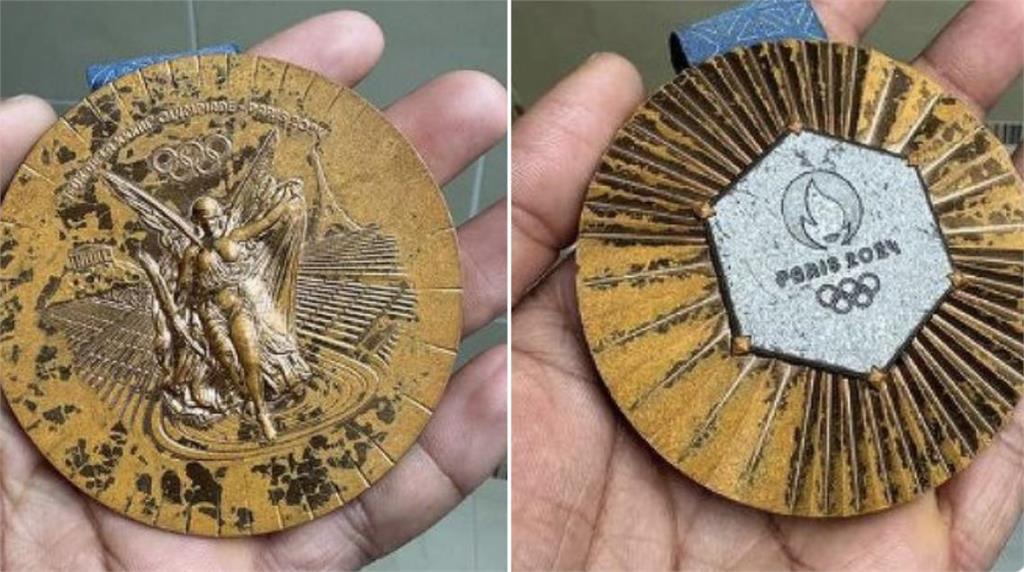巴黎奧運獎牌嚴重掉色 超過百選手要求退換 巴黎奧運獎牌嚴重掉色 超過百選手要求退換