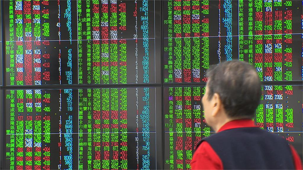 每月1萬「三檔ETF」怎麼選?網分享最佳買法