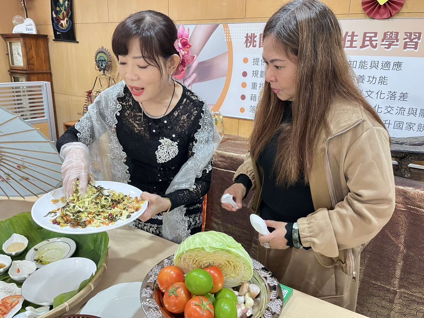 桃園新住民家庭提前迎新年 感恩圍爐活動分享家鄉料理 S 10174494 0