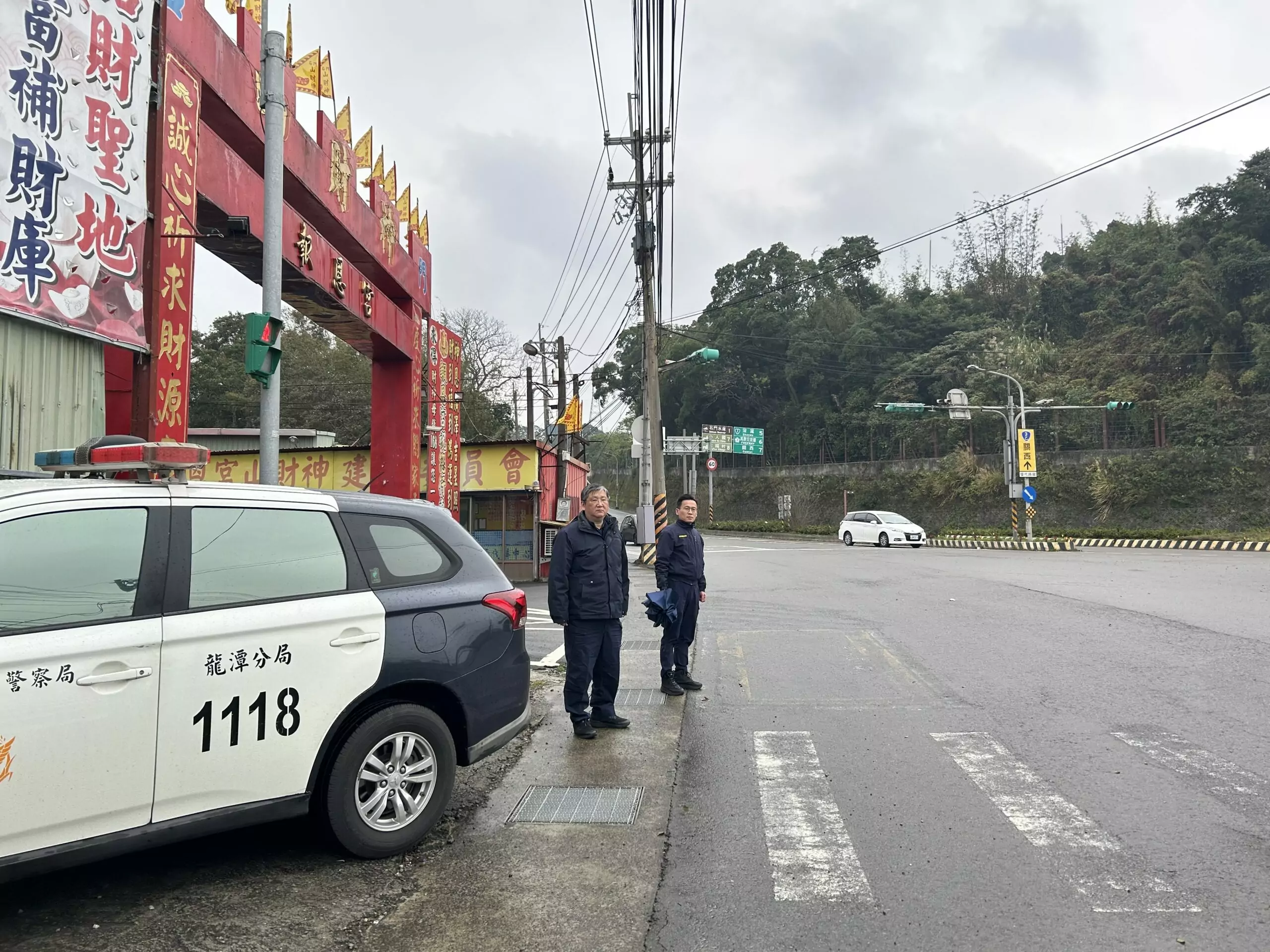 過年到小人國、六福村玩看這邊 龍潭警曝替代道路 過年到小人國、六福村玩看這邊 龍潭警曝替代道路