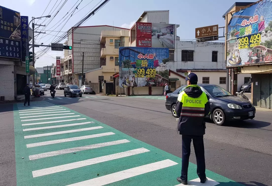 過年到石門水庫走春 龍潭警建議這樣走 過年到石門水庫走春 龍潭警建議這樣走