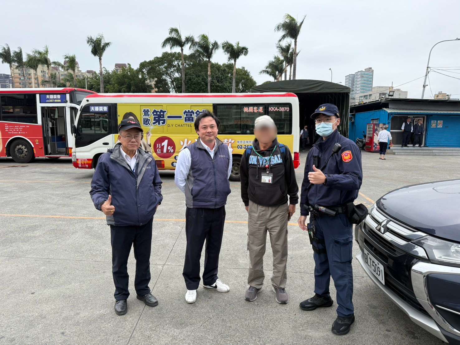 龜山警民協力尋回遺失手機 獲老翁大讚台灣人情味 S 372449363