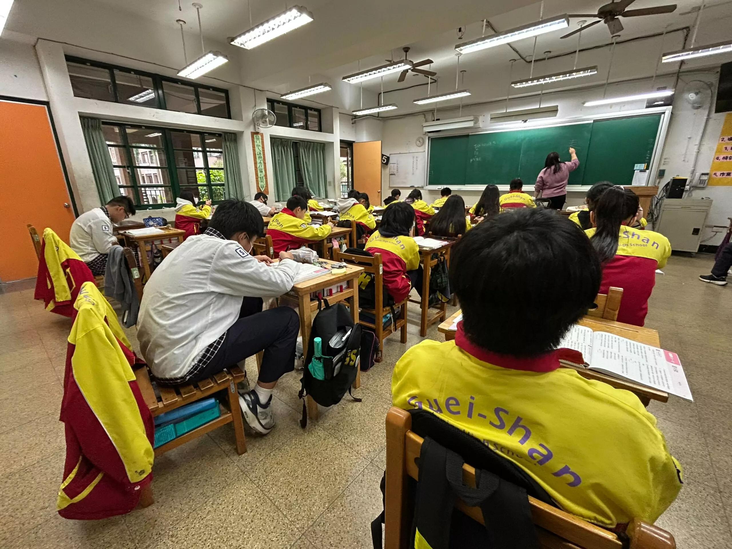 桃園守護代理教師權益 帶頭推動職前年資提敘 桃園守護代理教師權益 帶頭推動職前年資提敘