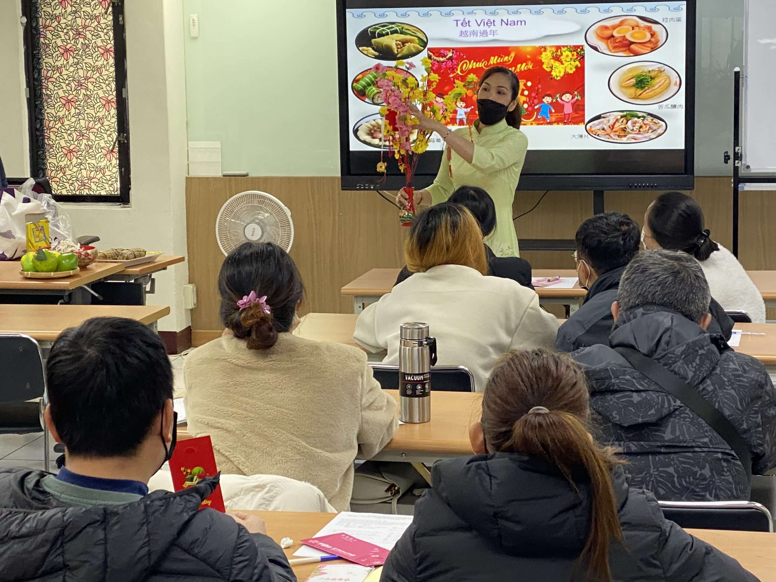 移民署桃園站迎春節 新住民做「越南粽」鑰匙圈交流家鄉文化 S 63954952 scaled