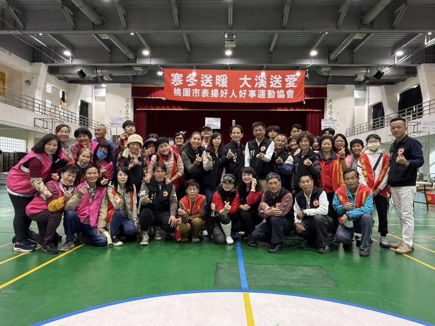 社會善心凝聚!桃市表揚好人好事協會發放物資助弱勢 S 92798995
