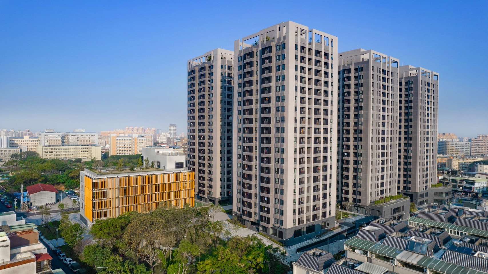 桃園社宅服務中心邀專家開課 提升住戶身心健康 S 93724719 0