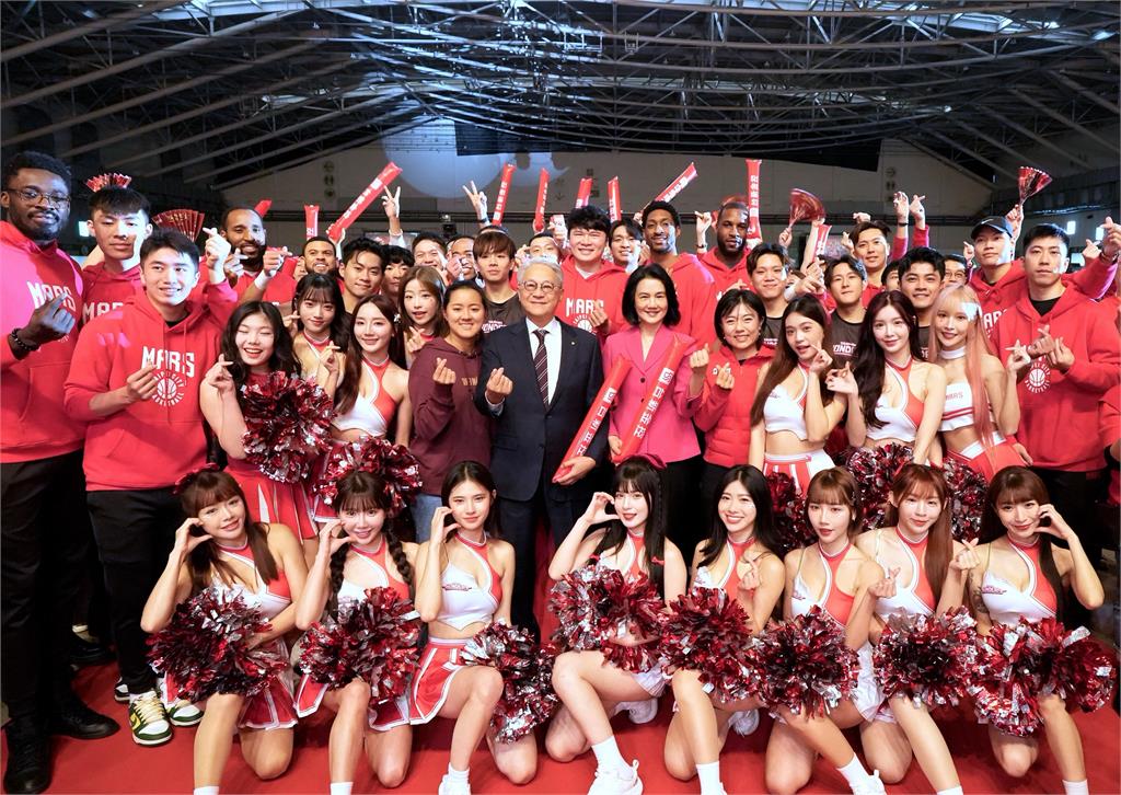 台新金舉辦旺年會席開千桌 最大獎20萬刷卡金