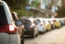 春節連假湧車潮 網友:這天南下最不容易塞車