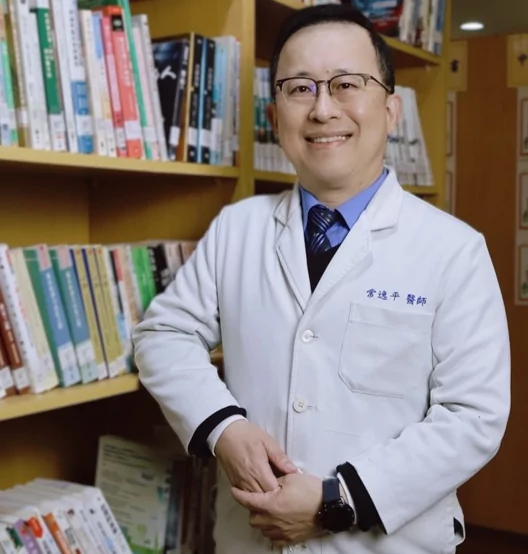 不是中風!眼睛張不開 北榮桃園分院診斷是這疾病導致 2 1 0