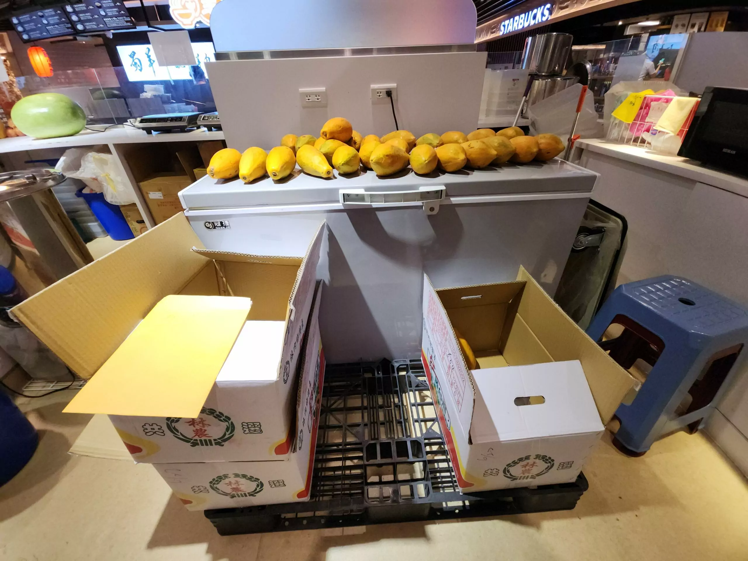 日春木瓜牛奶遭爆使用發霉木瓜 桃市衛生局啟動稽查 日春木瓜牛奶遭爆使用發霉木瓜 桃市衛生局啟動稽查