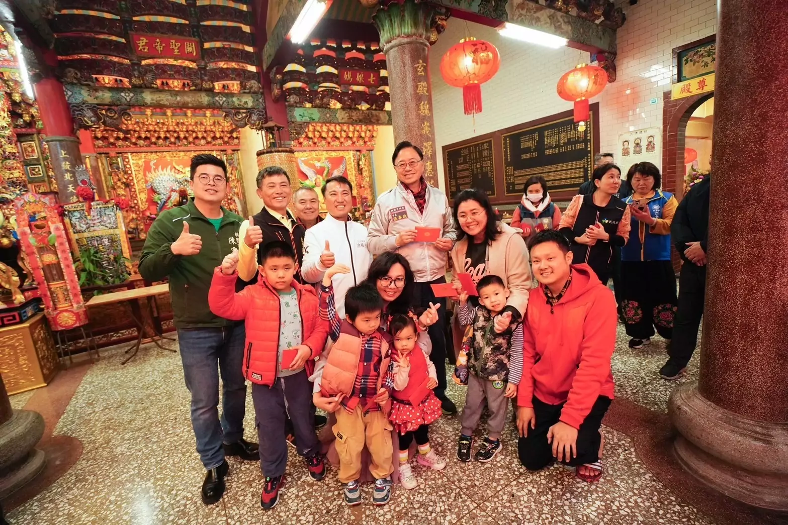 張善政宮廟參香發福袋 祝福市民闔家平安 20250202194226513