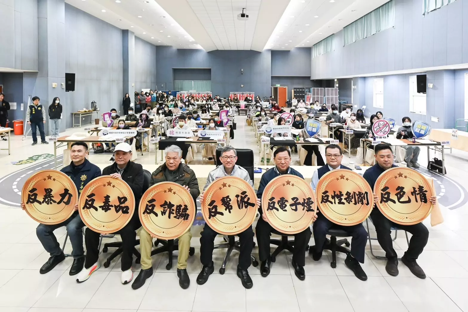 桃市警察局辦書法比賽 青少年揮毫傳遞法治觀念 20250208190637142