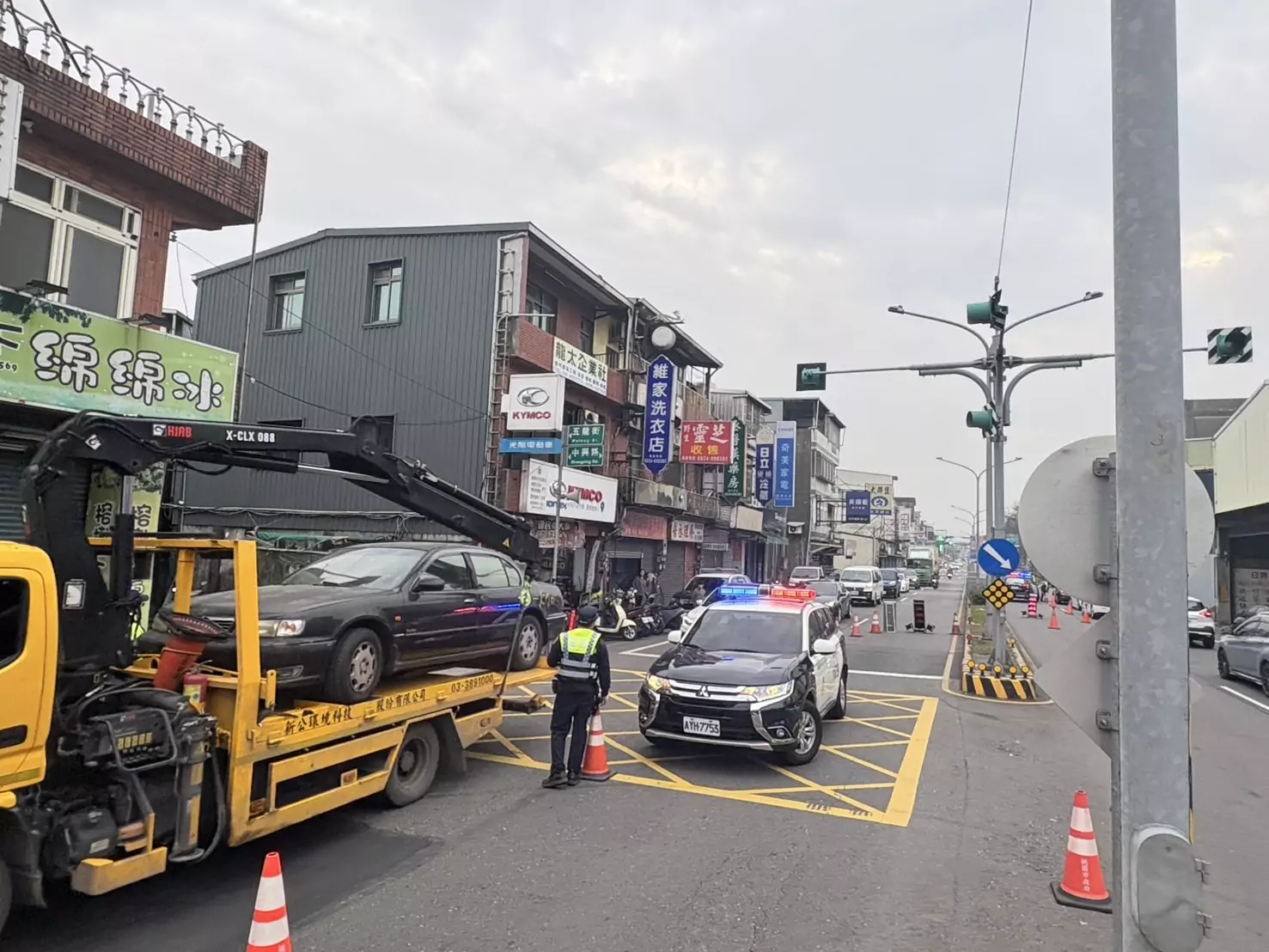 龍潭警啟動交通大執法 強化取締對抗五大違規 龍潭警啟動交通大執法 強化取締對抗五大違規