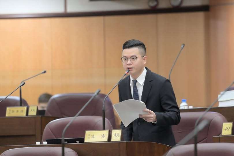 綠營質疑「還假於民」倉促通過 凌濤：抹煞勞工團體的努力
