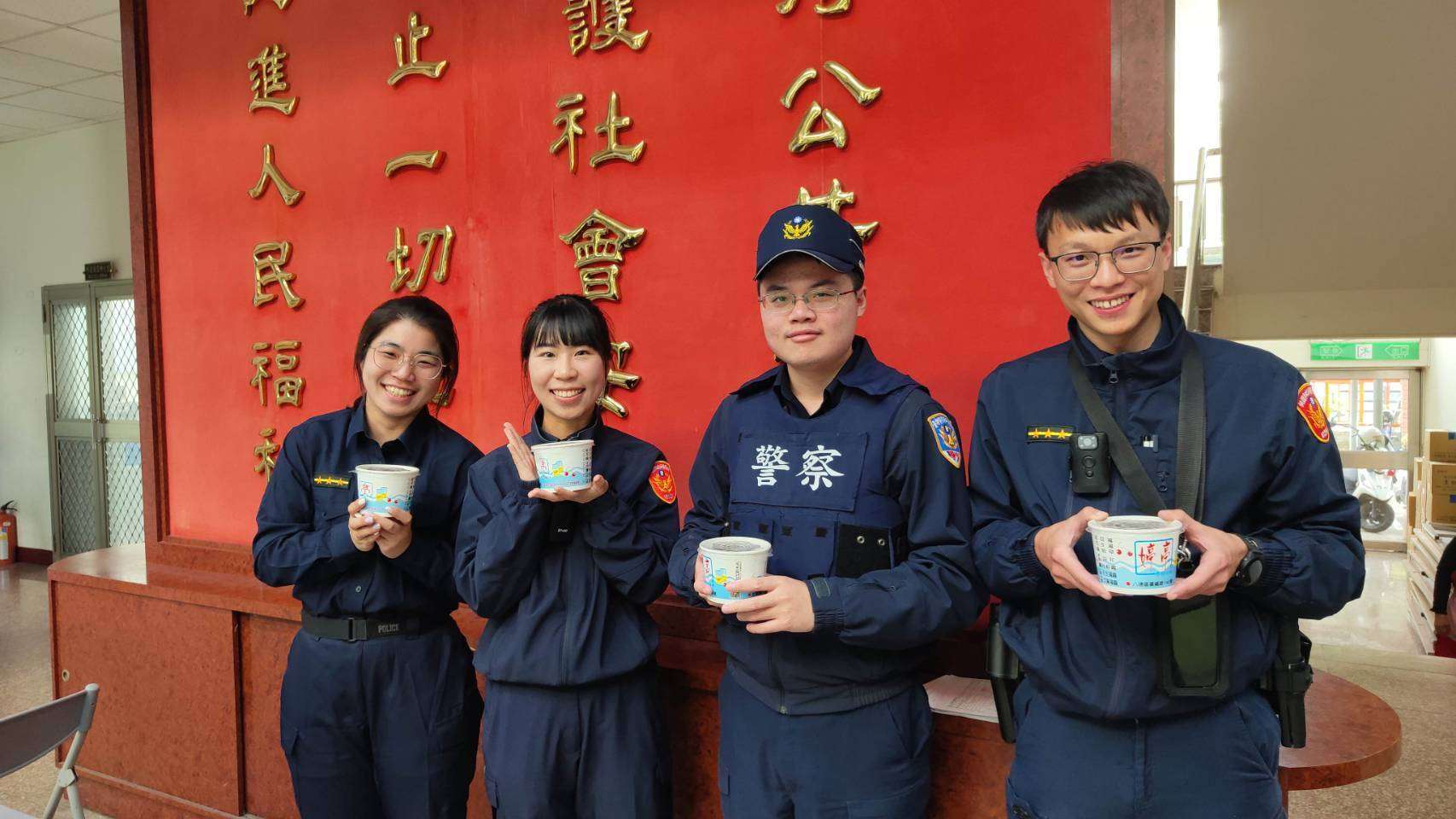 八德分局長王鉉仁送元宵慰勞值勤員警 佳節暖心凝聚團隊力量 740560 0