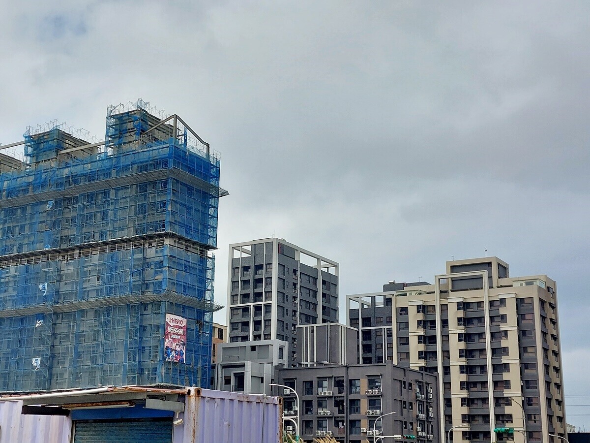 房市多頭反轉?專家:時機未到,建商降價得靠「這件事」