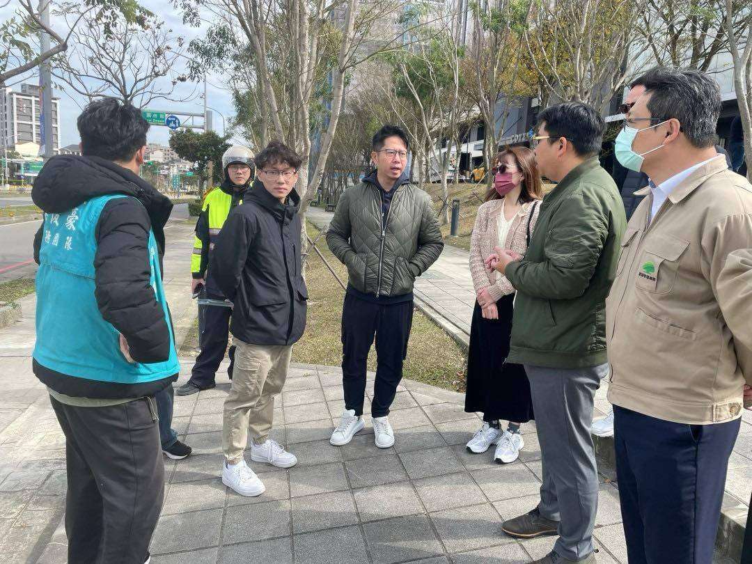 青埔這路口「側撞」事故多 議員、壢警、桃市府研擬改善方案 S 12116126 0